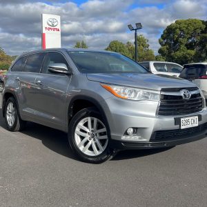 2016 Toyota Kluger GX