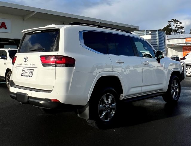 Landcruiser Wagon VX - Image 5