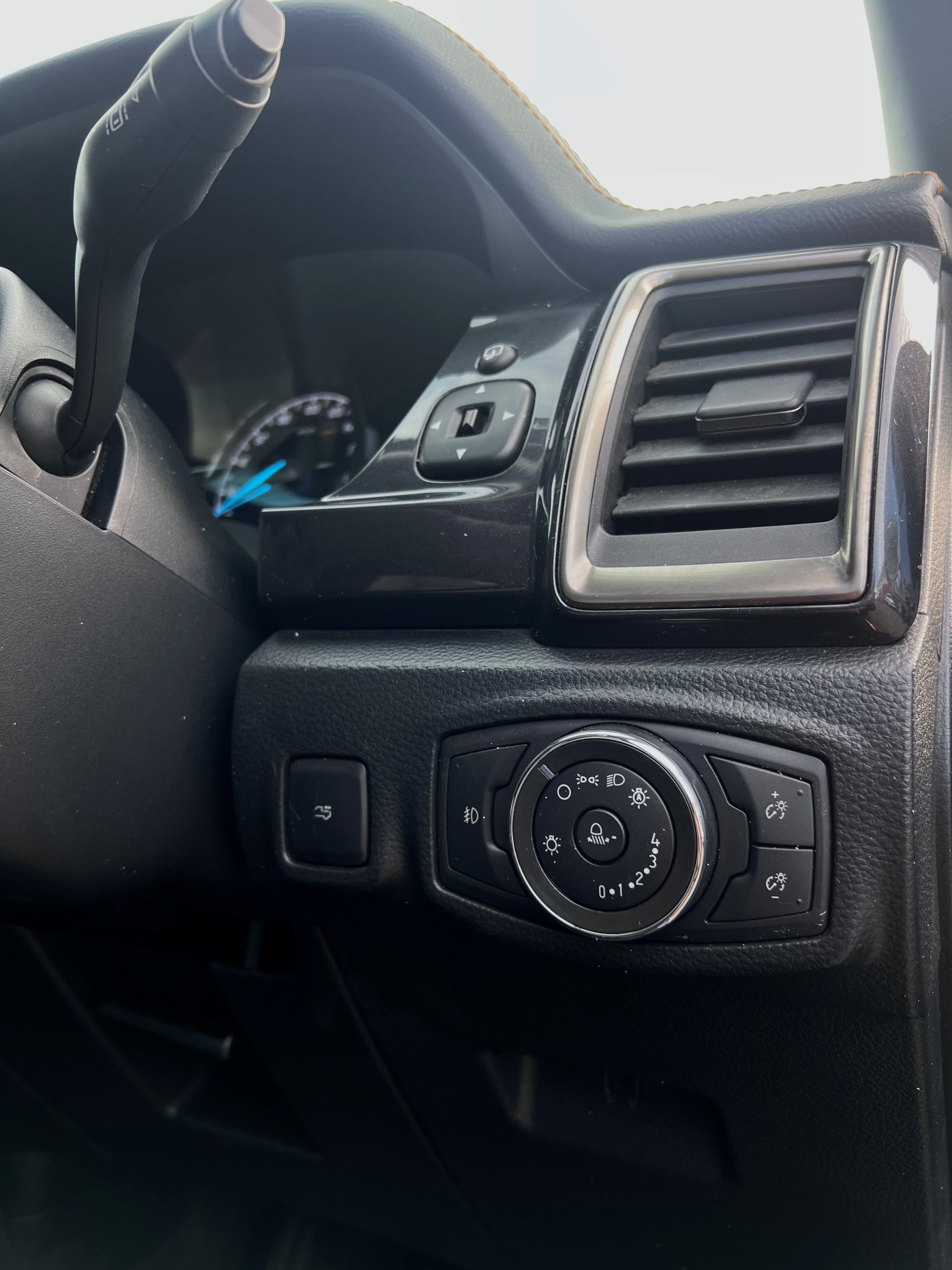 2021 Ford Ranger Wildtrak - Image 12