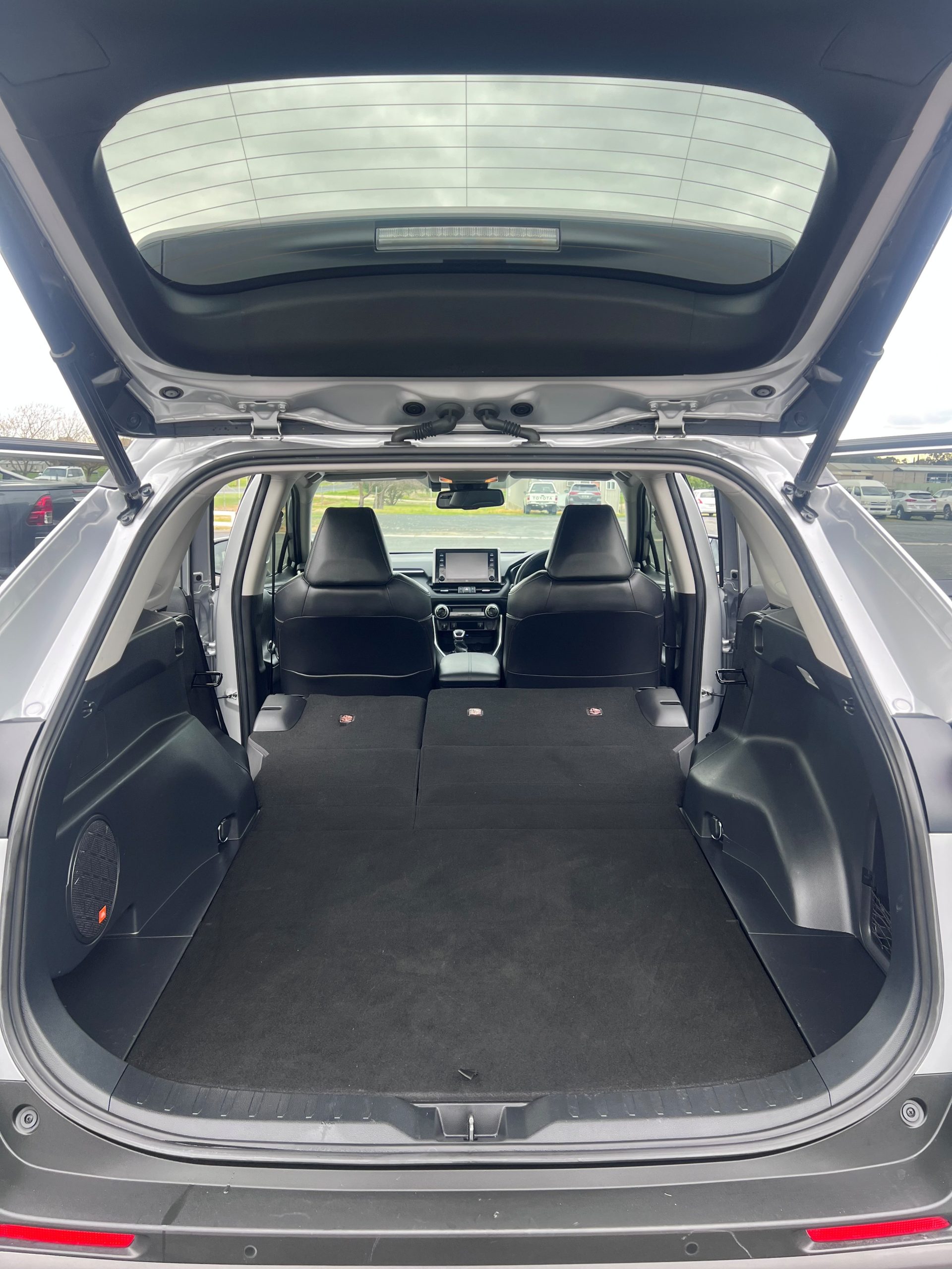 2021 RAV4 Cruiser 2WD - Image 5
