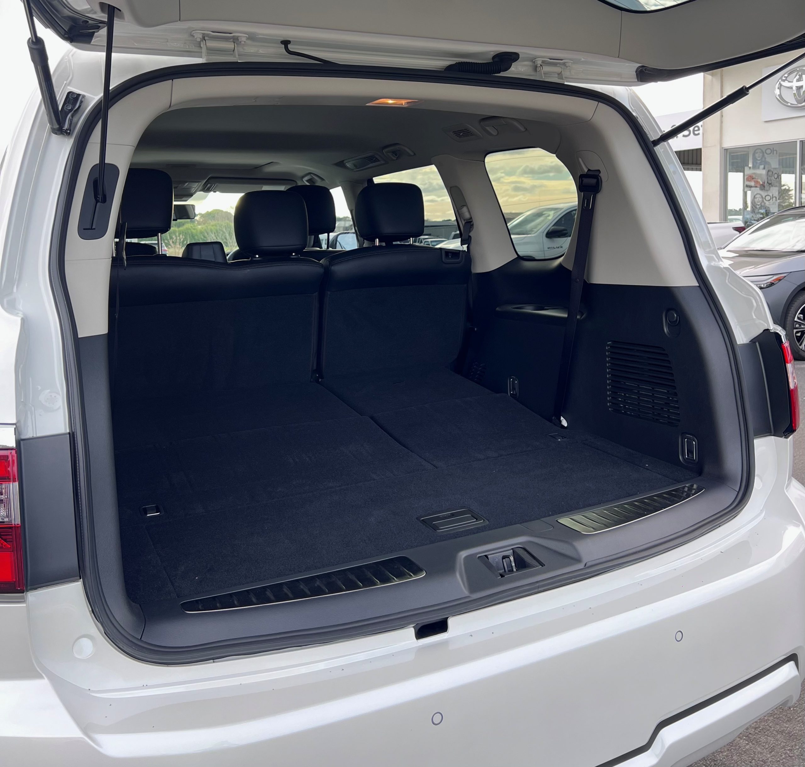 2024 NISSAN PATROL Ti-L - Image 6