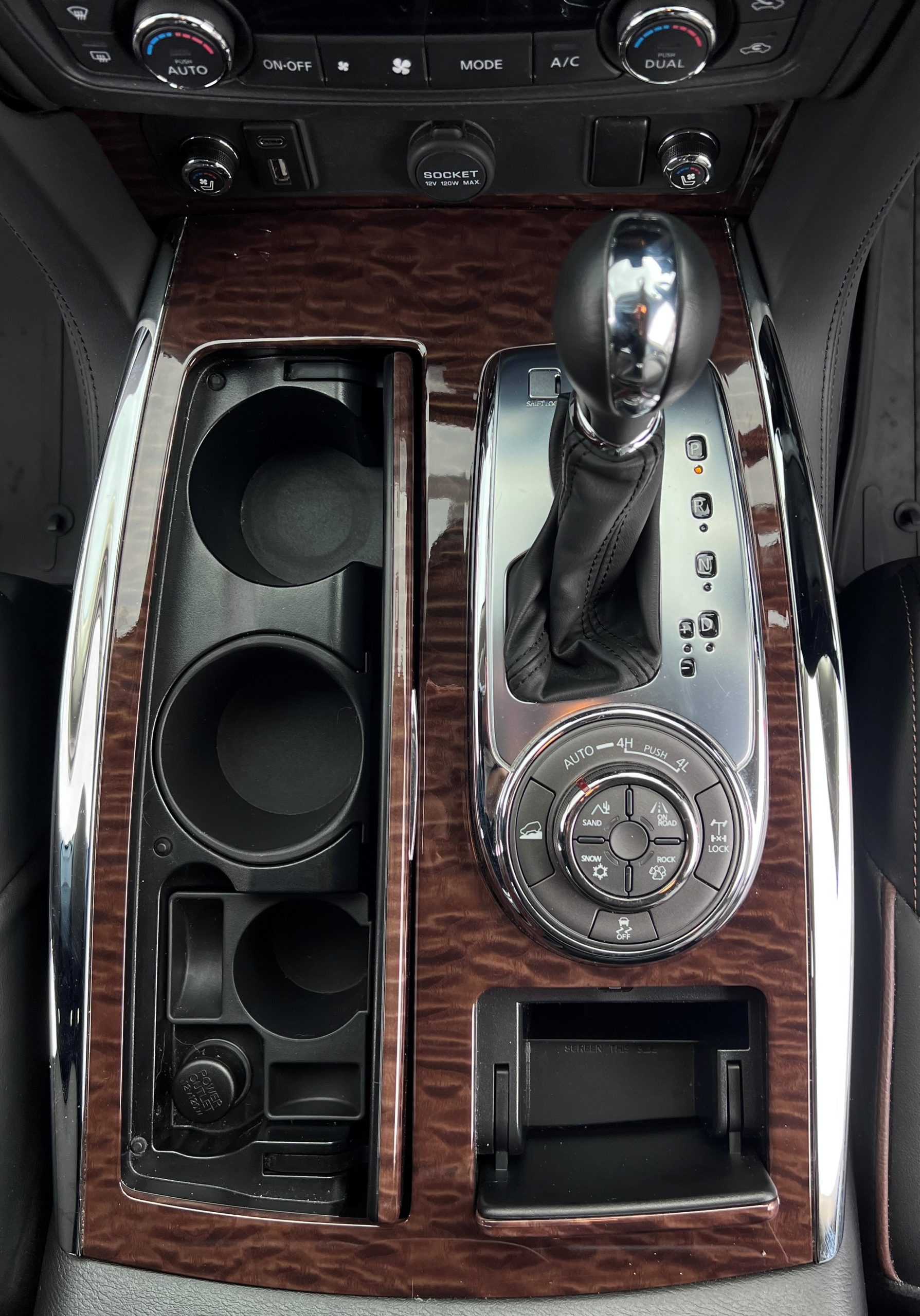 2024 NISSAN PATROL Ti-L - Image 14