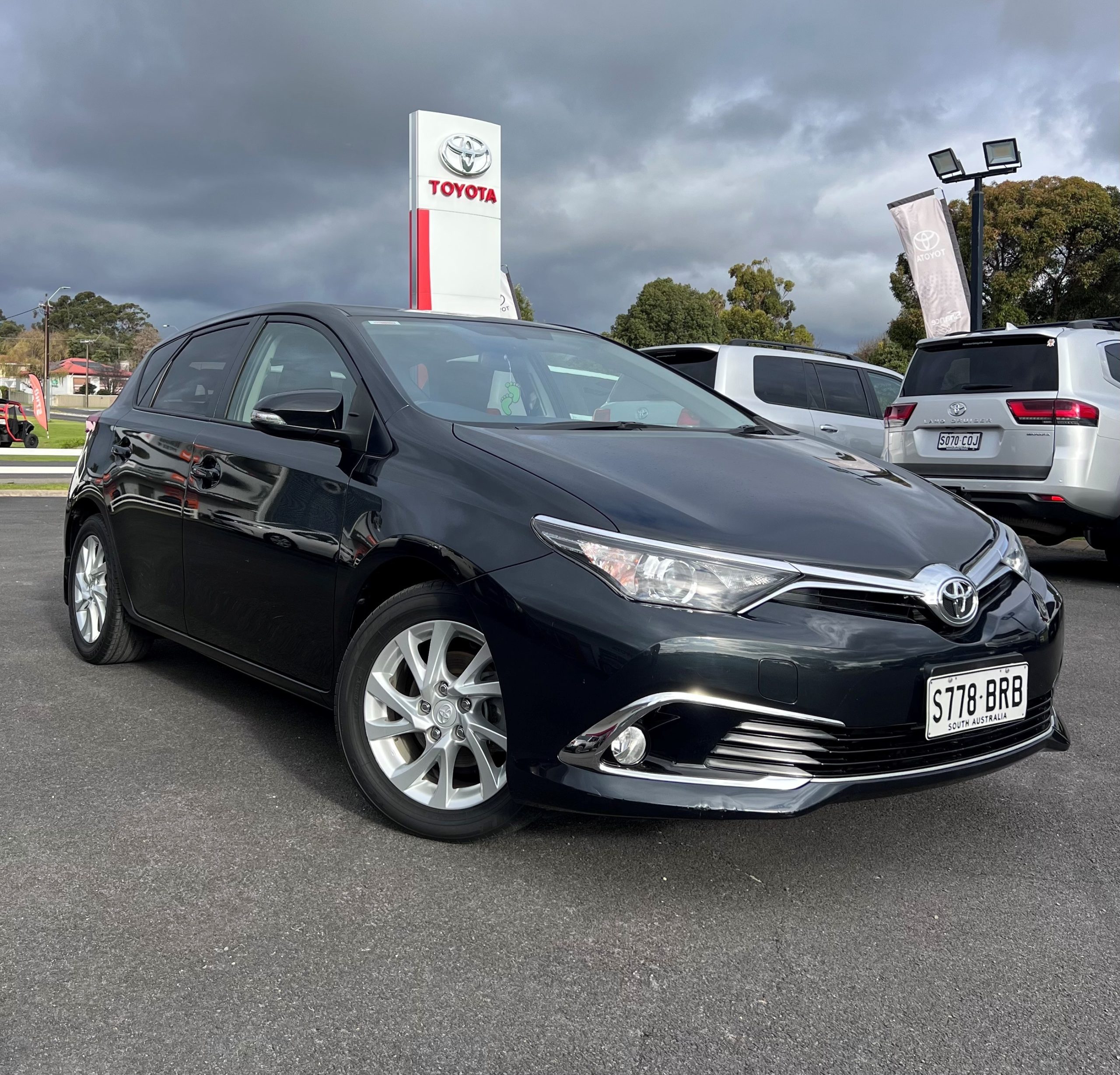 2017 Corolla Ascent Sport