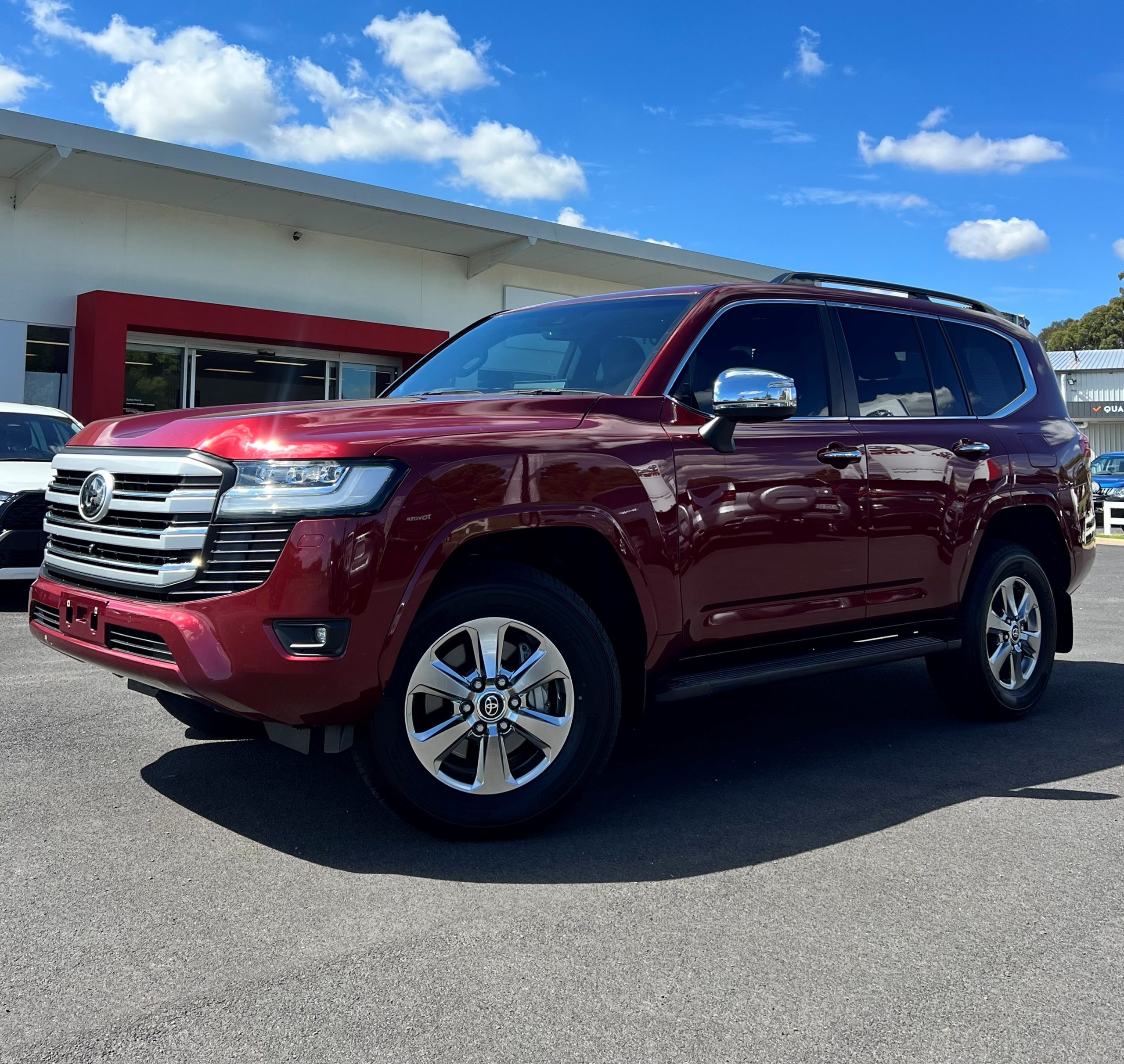 2023 LandCruiser 300 Series Sahara - Image 3