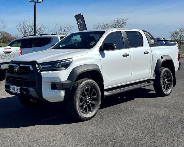 2024 Hilux Rogue 48V - Image 3