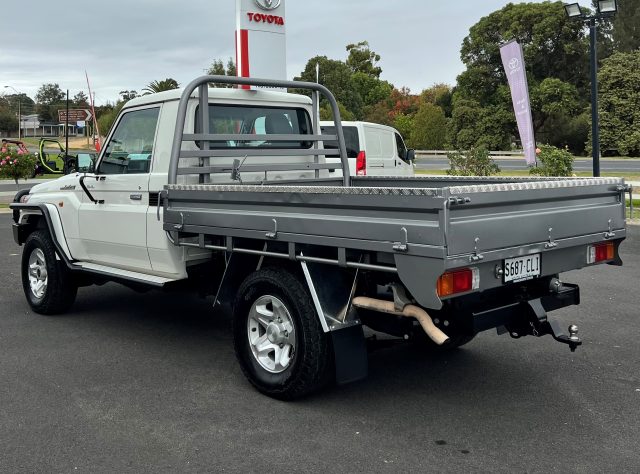 LC Military GXL Single C/Chassis - Image 5