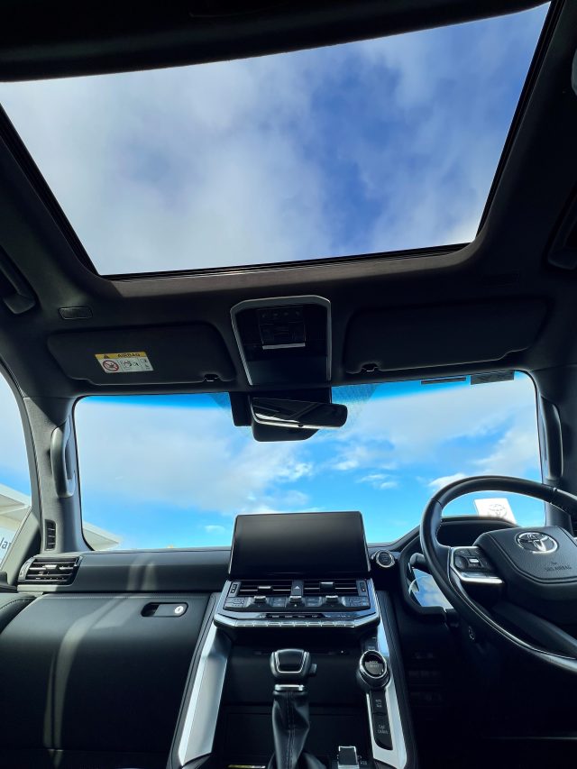 Landcruiser Wagon VX - Image 11