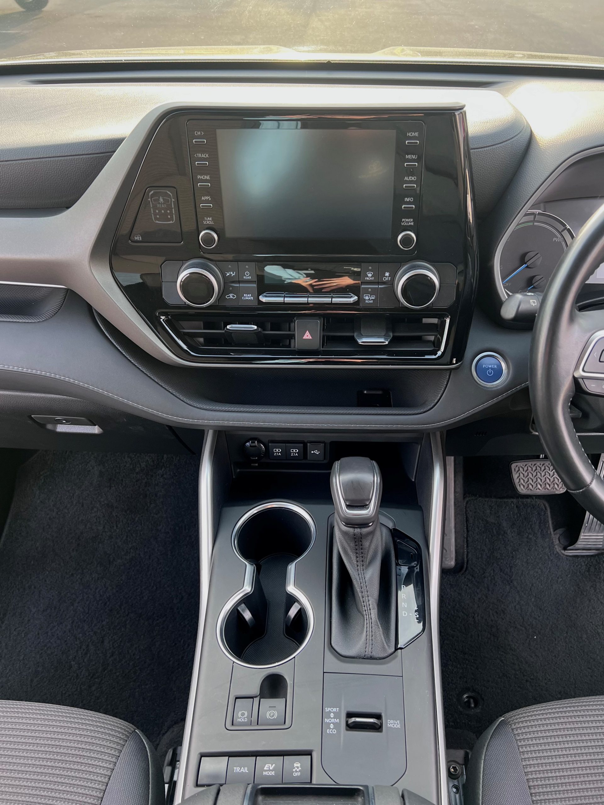 2021 Kluger Hybrid GX AWD - Image 14