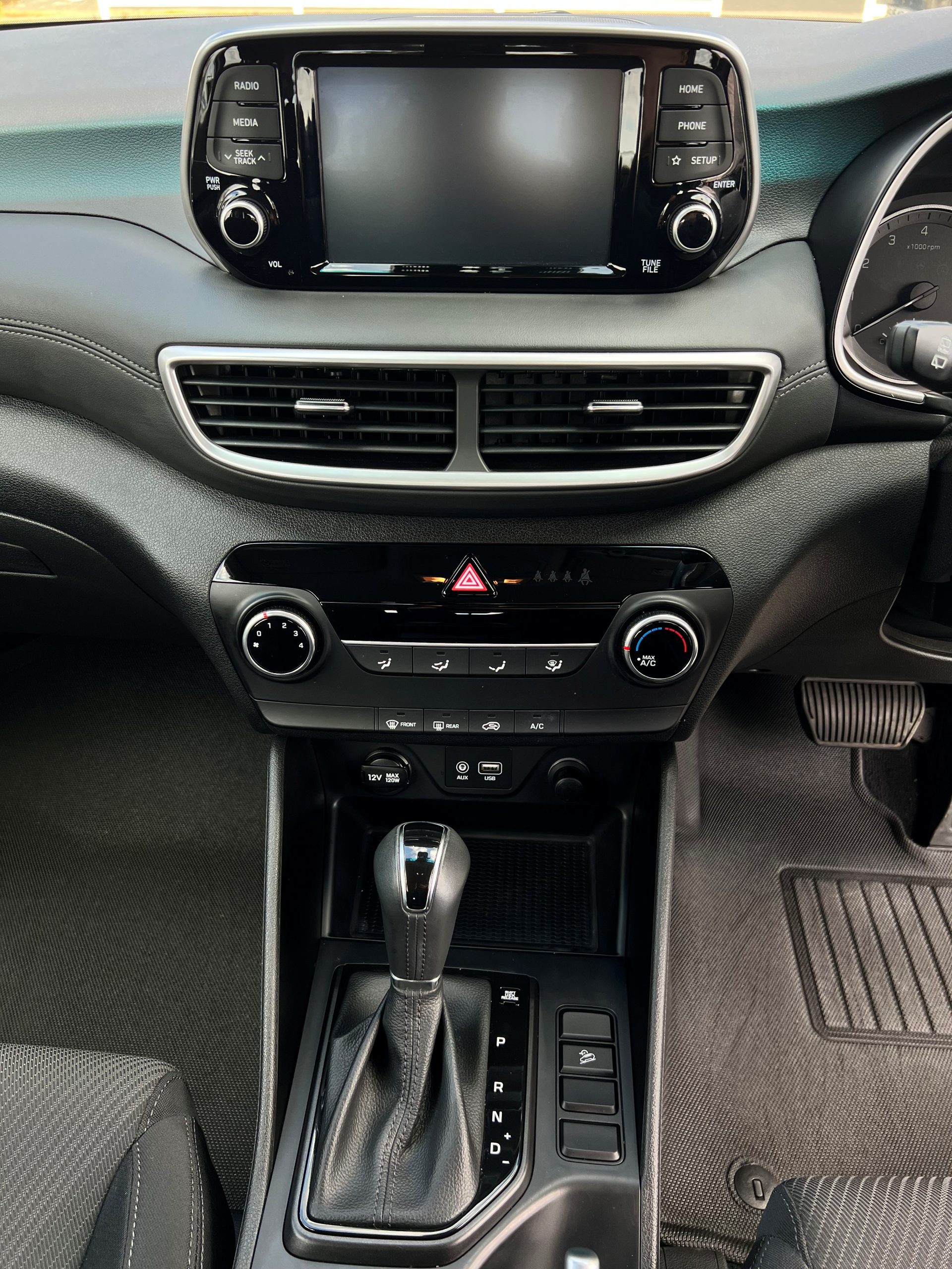 2019 Hyundai Tucson Active - Image 12