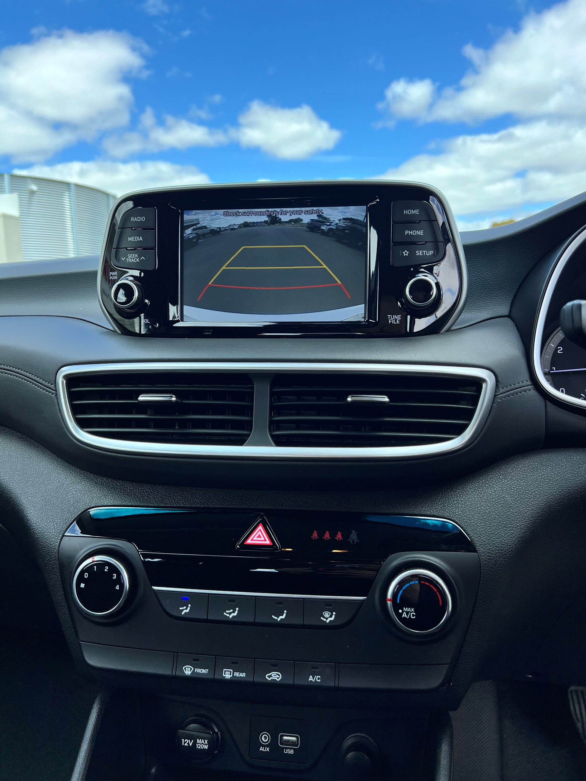 2019 Hyundai Tucson Active - Image 13