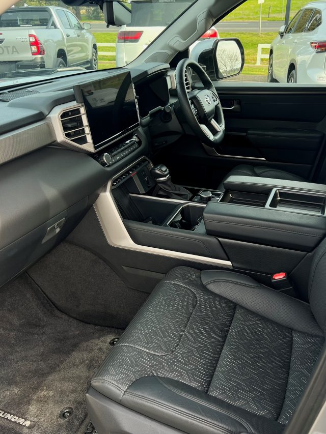 2024 Tundra Limited - Image 18
