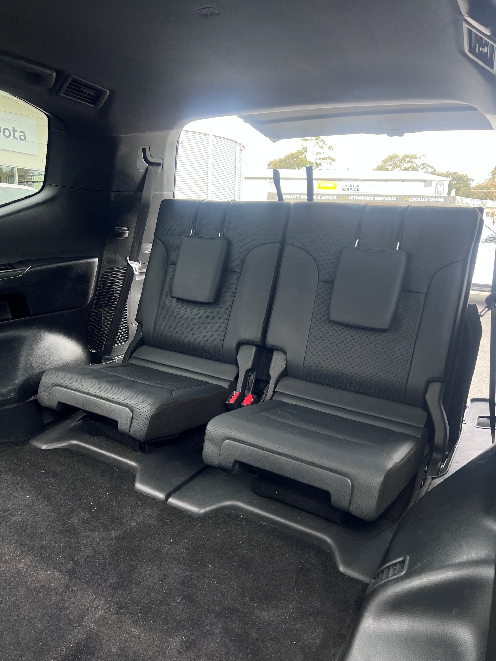 2022 Landcruiser Sahara - Image 24