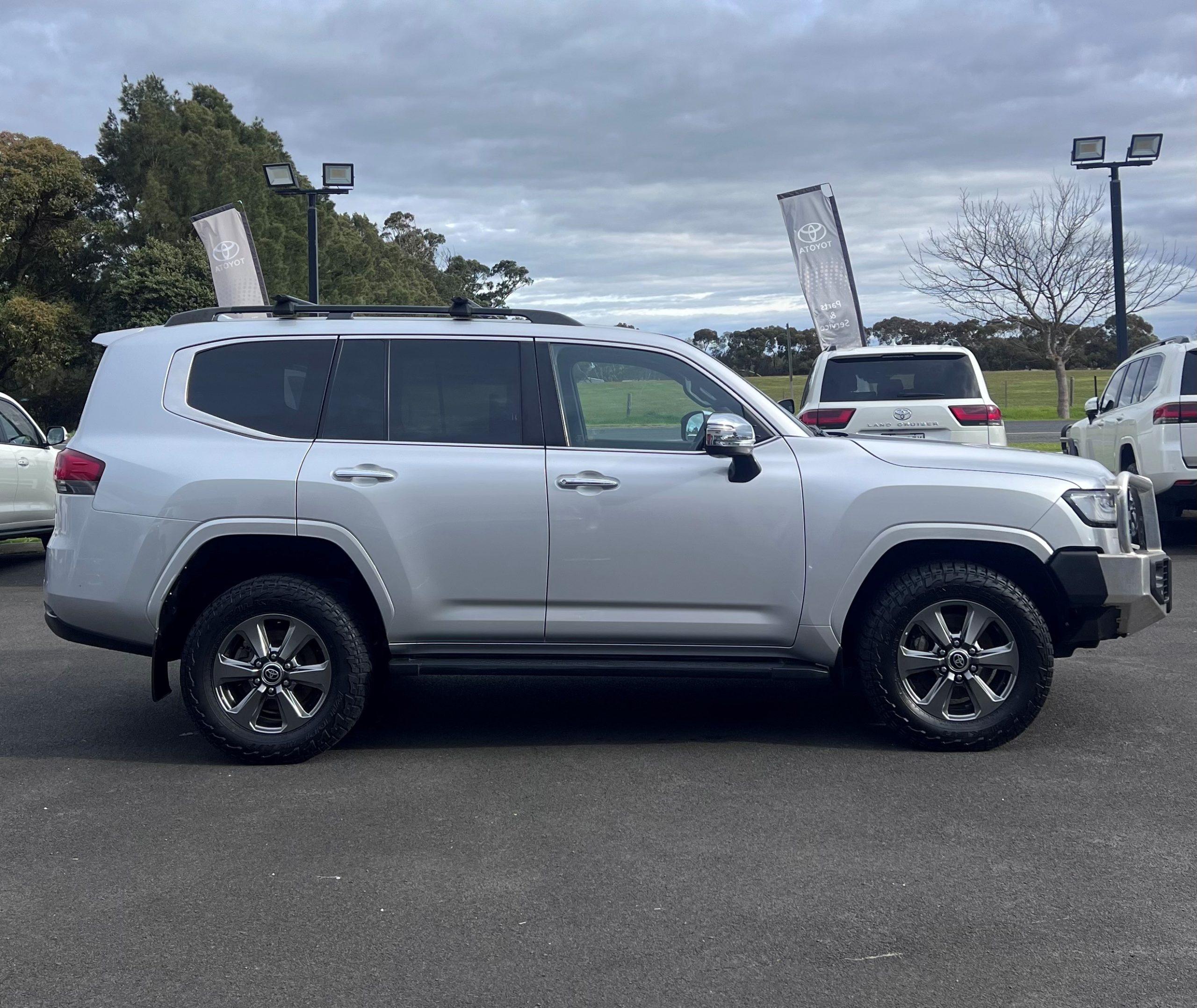 2022 Landcruiser Sahara - Image 9