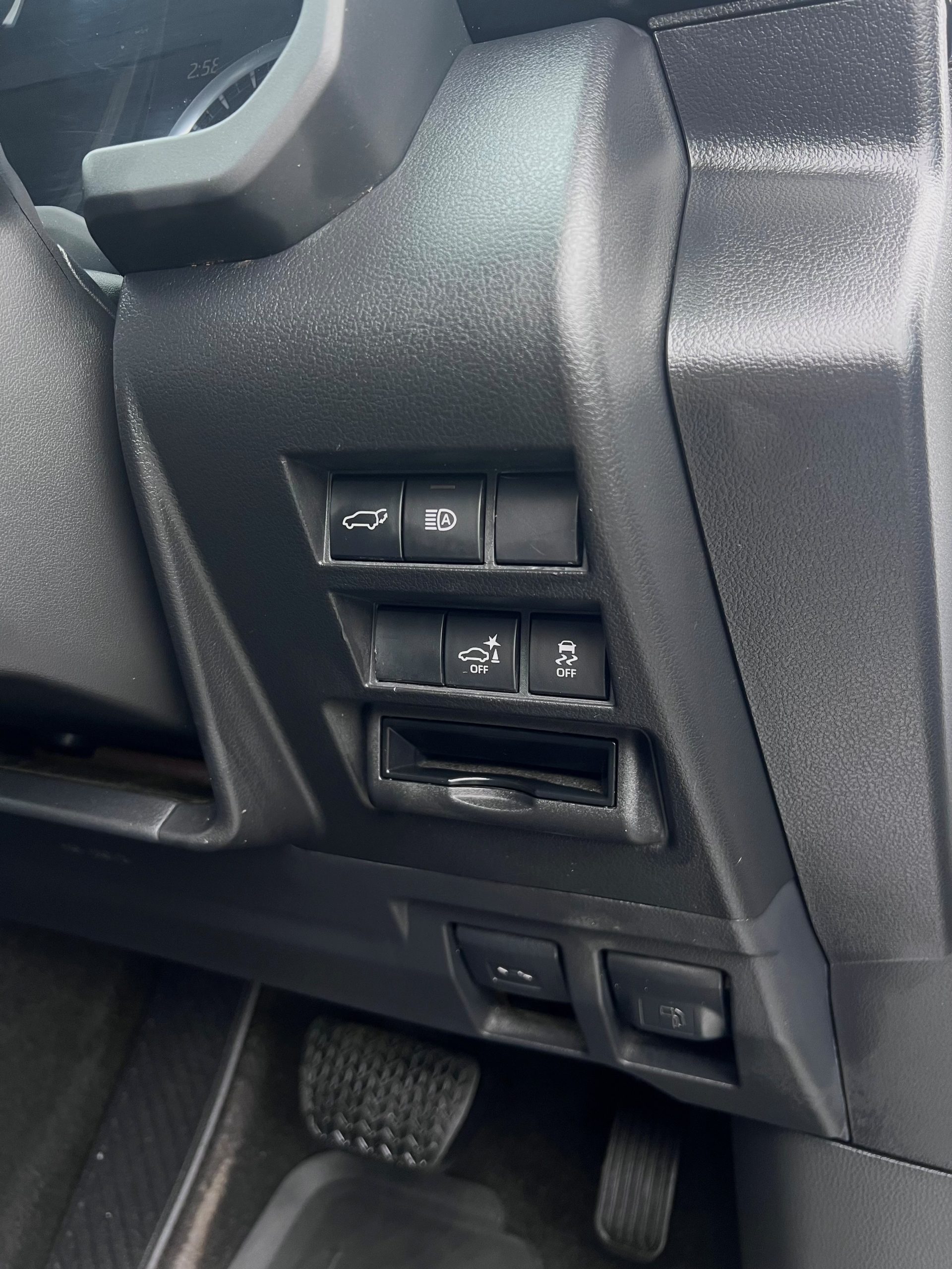 2022 Landcruiser Sahara - Image 15
