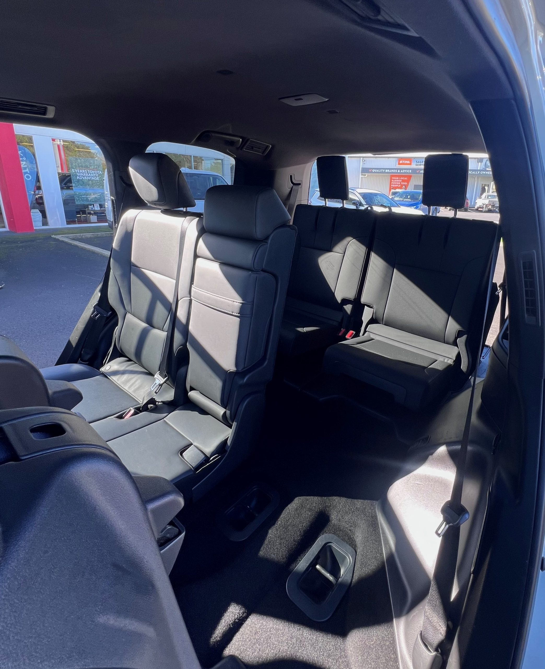 2022 Landcruiser 300 VX - Image 23
