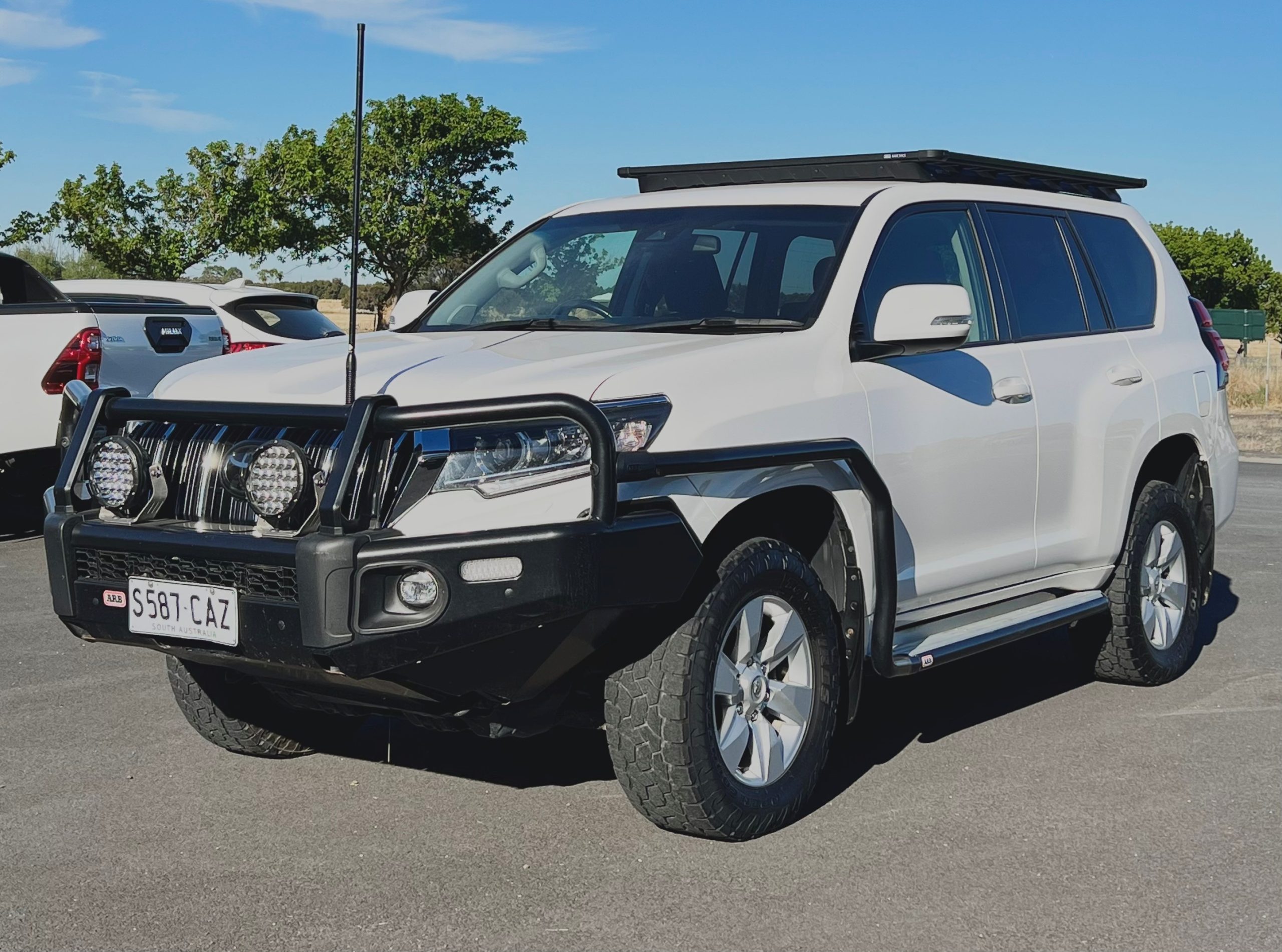 2019 Landcruiser Prado GXL - Image 3