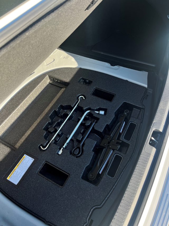 2021 Camry Hybrid Ascent Sport - Image 19