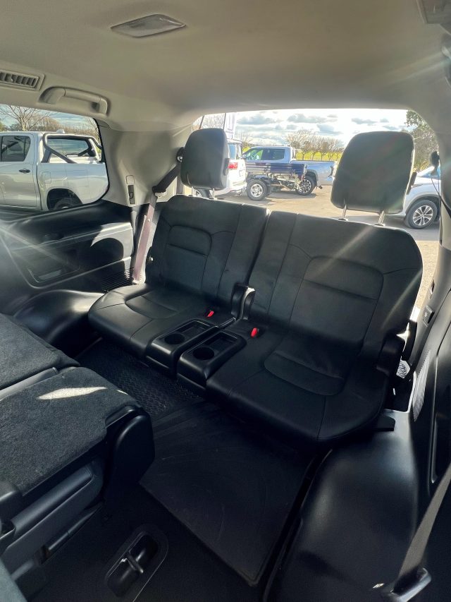 Landcruiser Wagon Sahara - Image 25