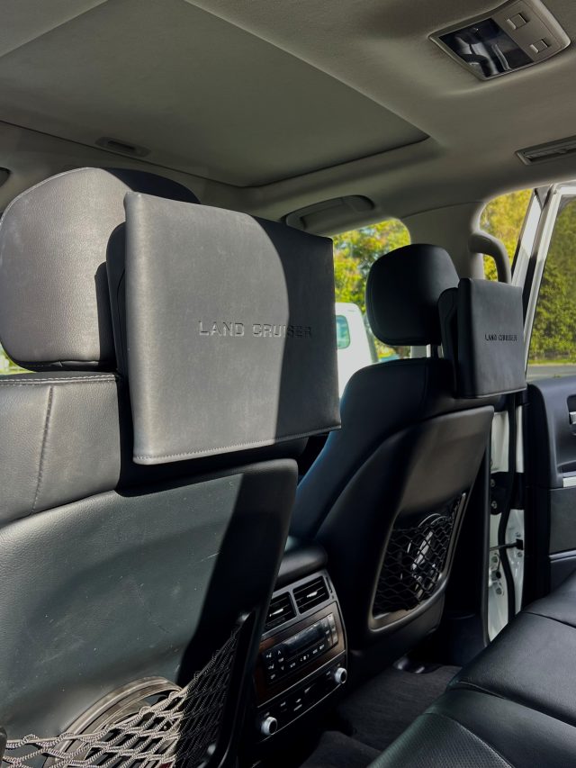 Landcruiser Wagon Sahara - Image 19