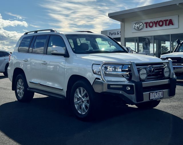 Landcruiser Wagon Sahara - Image 3