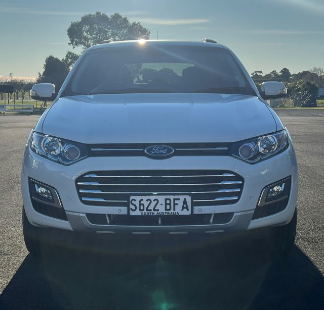 2015 Ford Territory Titanium - Image 2