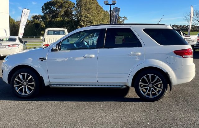 2015 Ford Territory Titanium - Image 4